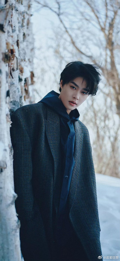 柯淳没让无限监制们失望无限超越班 无限监制们像晒成绩单一样报喜，长剧、电影全安排