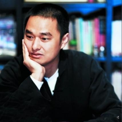 冯唐说：“终有一天你会明白，嫁人或者娶媳妇，不是看这个男人多有钱，也不是看这个女