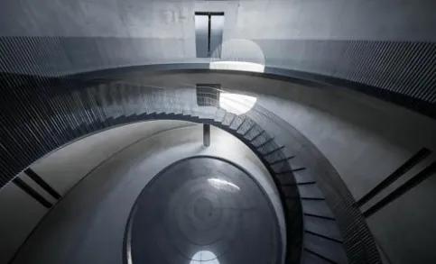 必须高度警惕！日前，据公开信息披露，一位日本建筑师在中国最重要的水源地修建的美术