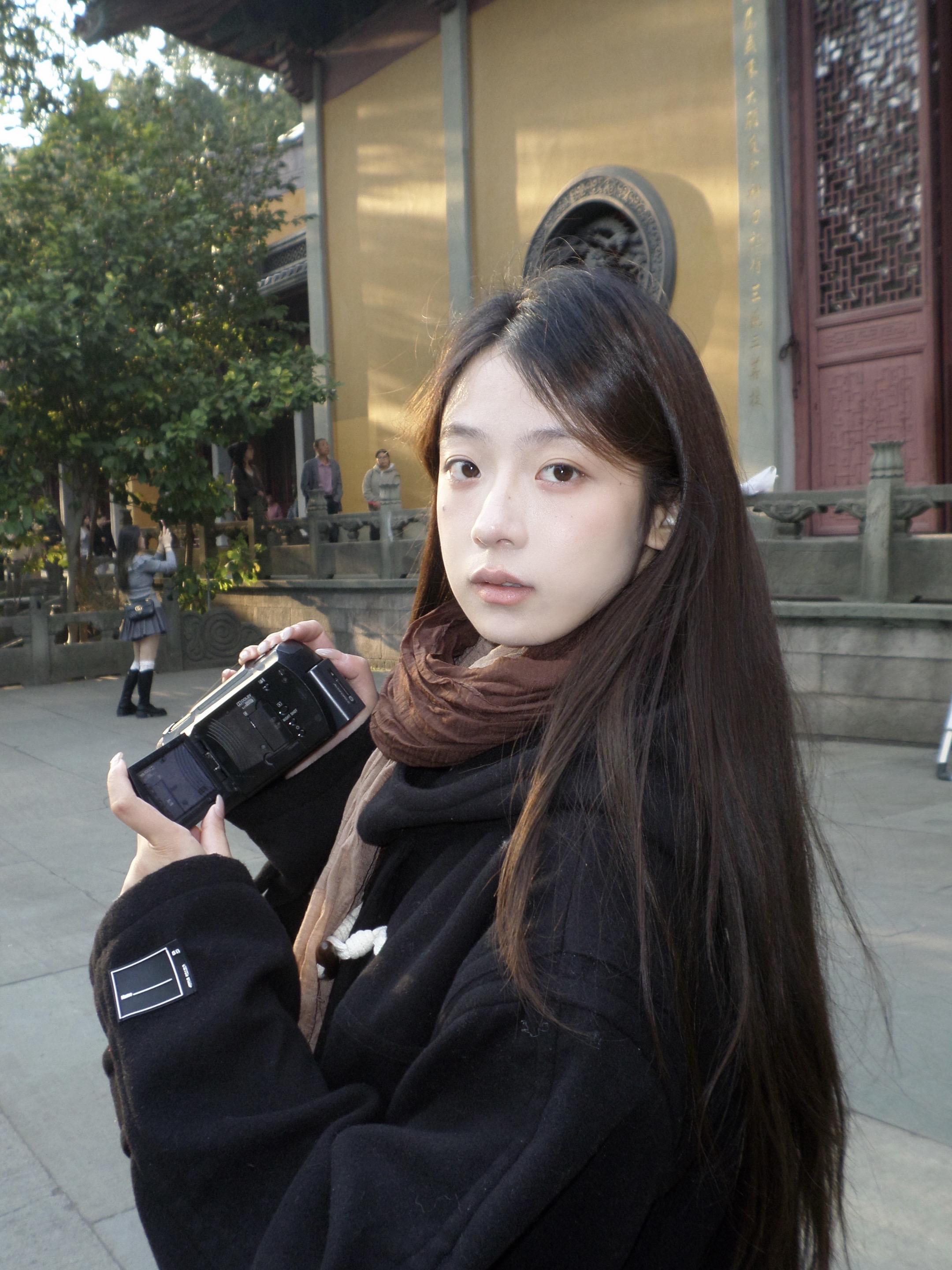 我无心与你一决高下 再见。