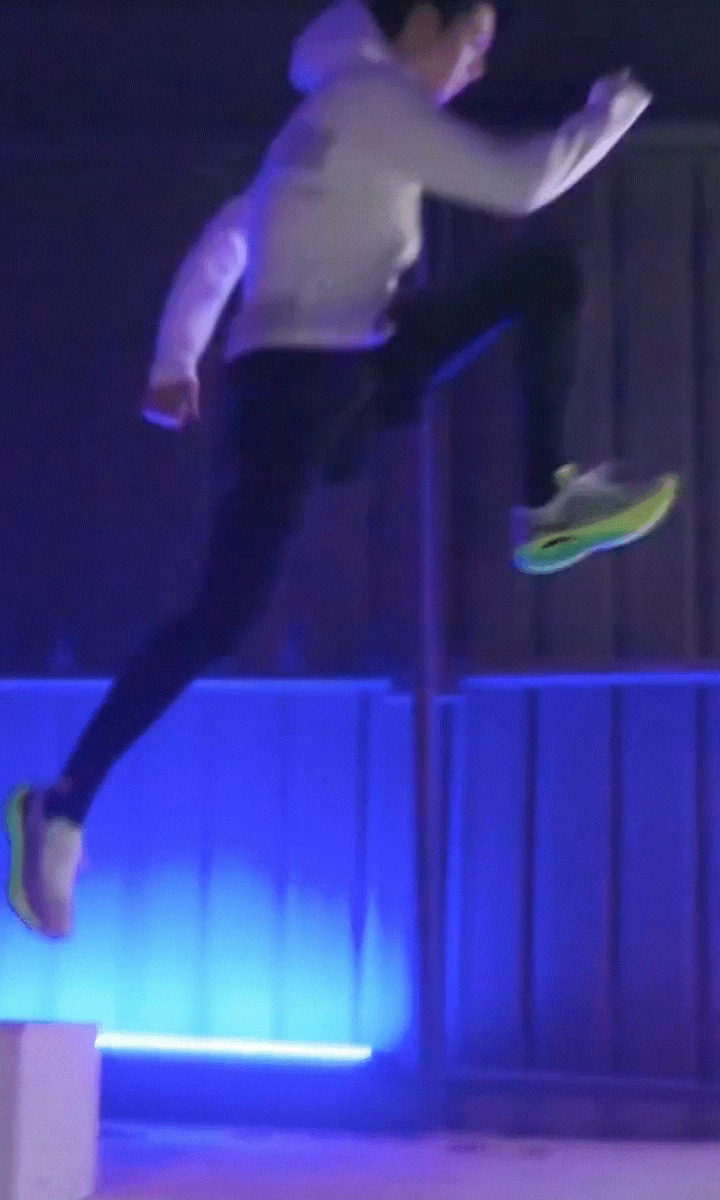 哈哈哈哈哈哈不写实啊 