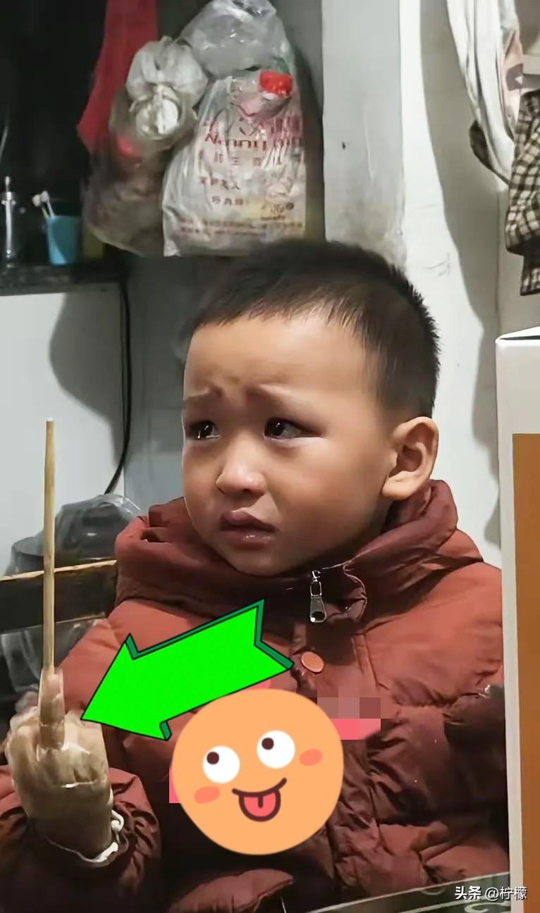 贵州遵义，
一位妈妈愁得睡不着觉，
家里7岁的儿子，不知从哪儿学来的坏毛病，动不