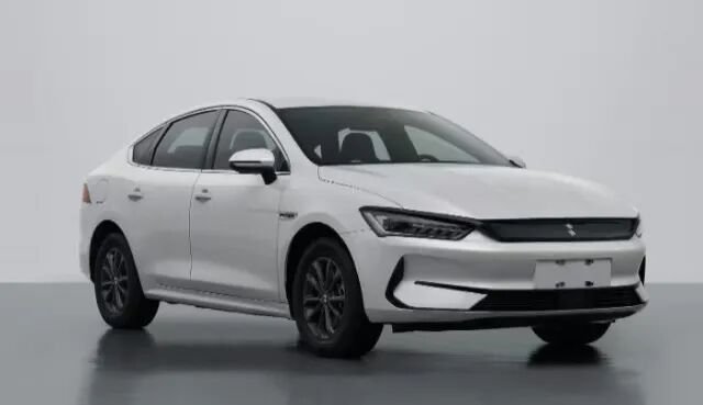 车市热门 近日，工信部公布新一批《道路机动车辆生产企业及产品公告》新产品公示，比