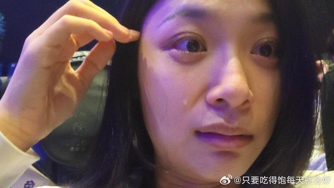 昨天看完给阿嬷的情书 后：眼睛肿成核桃.......太好看了吧最令我感动的不是爱