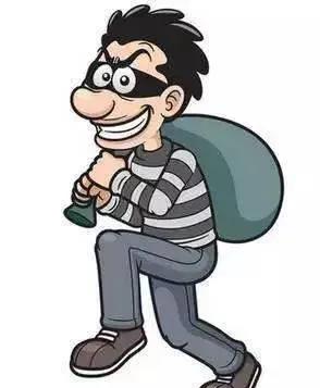 桂林，一男子家中进了贼，他当场就把小偷按倒在地控制住，并让家人报警。谁知，这小偷