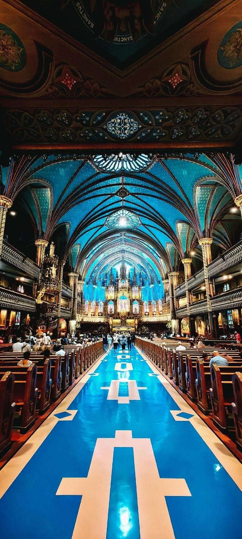 还记得2019年4月15日那个黑色的夜晚吗？冲天的火光映红了塞纳河的夜空，也灼痛