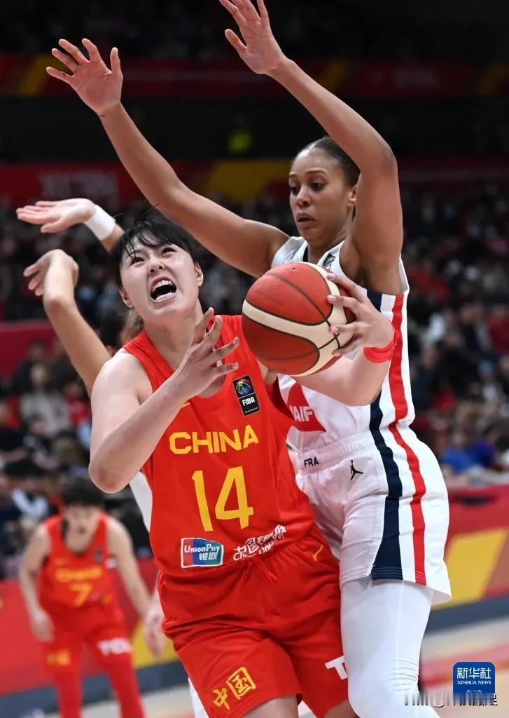 随着中国女篮105：69波多黎各，法国94：39新西兰，奥运会资格赛中国赛区尘埃