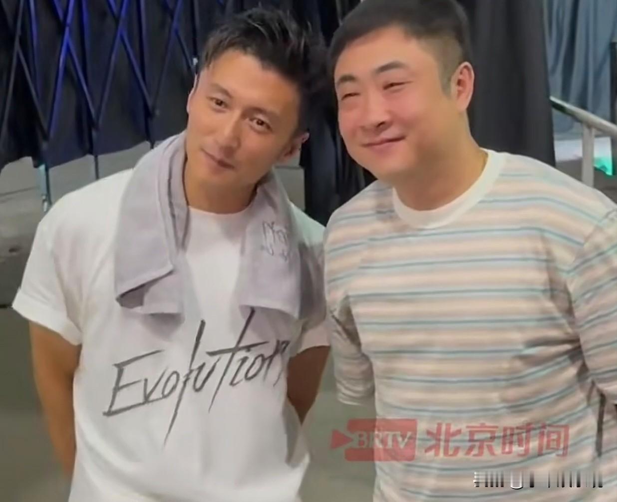 乔杉现身谢霆锋演唱会，网友笑称“三蹦子看法拉利”。可我觉得，这不是蹭热度，是追星