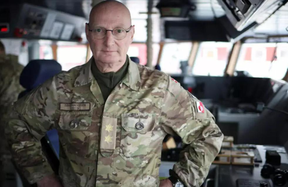 当地时间16日，丹麦北极联合司令部司令安诺森明确驳斥了特朗普有关“格陵兰岛附近遍