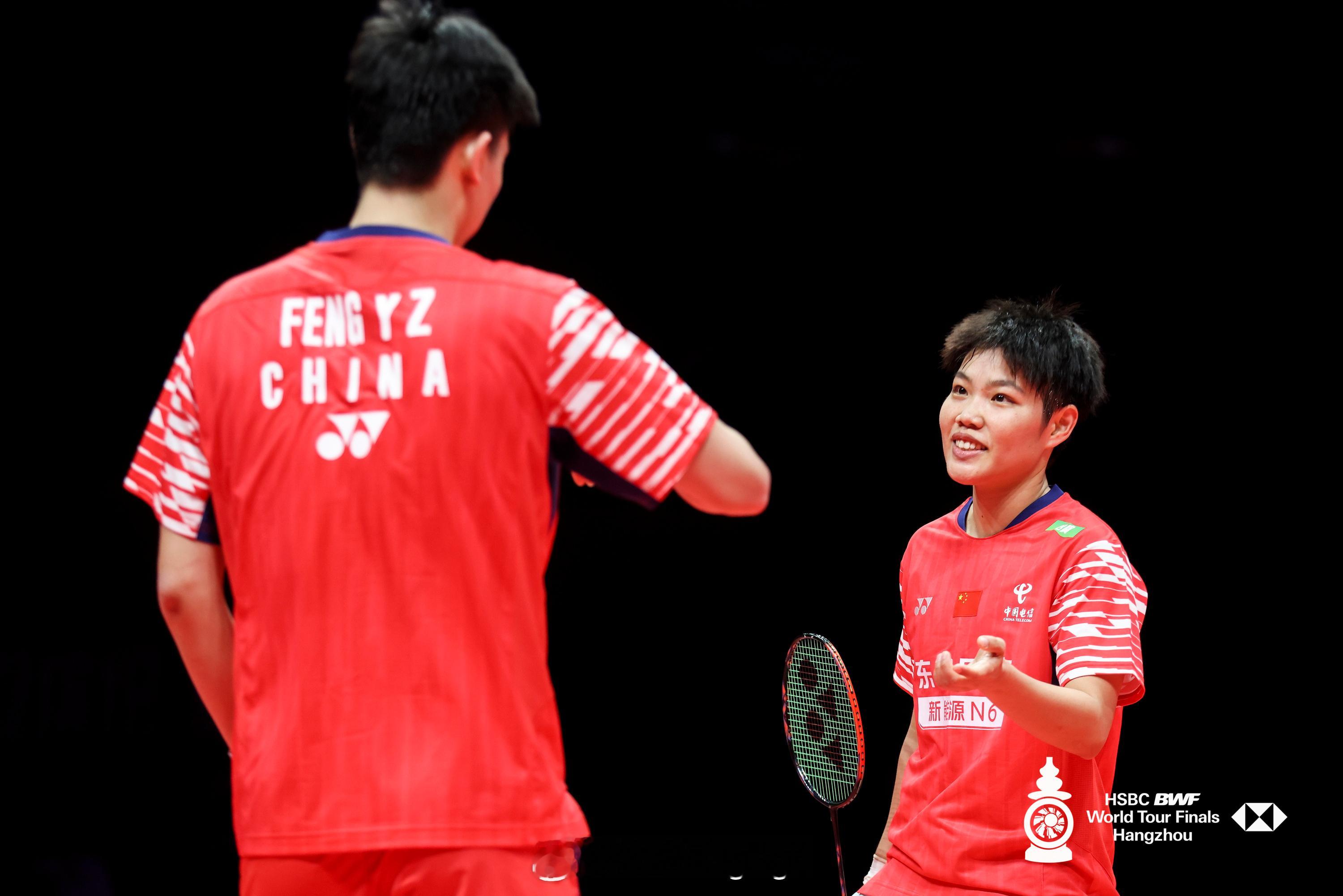 2025年世界羽联年终总决赛 国羽混双组赛前适应场地 图片来源：组委会新闻服务 