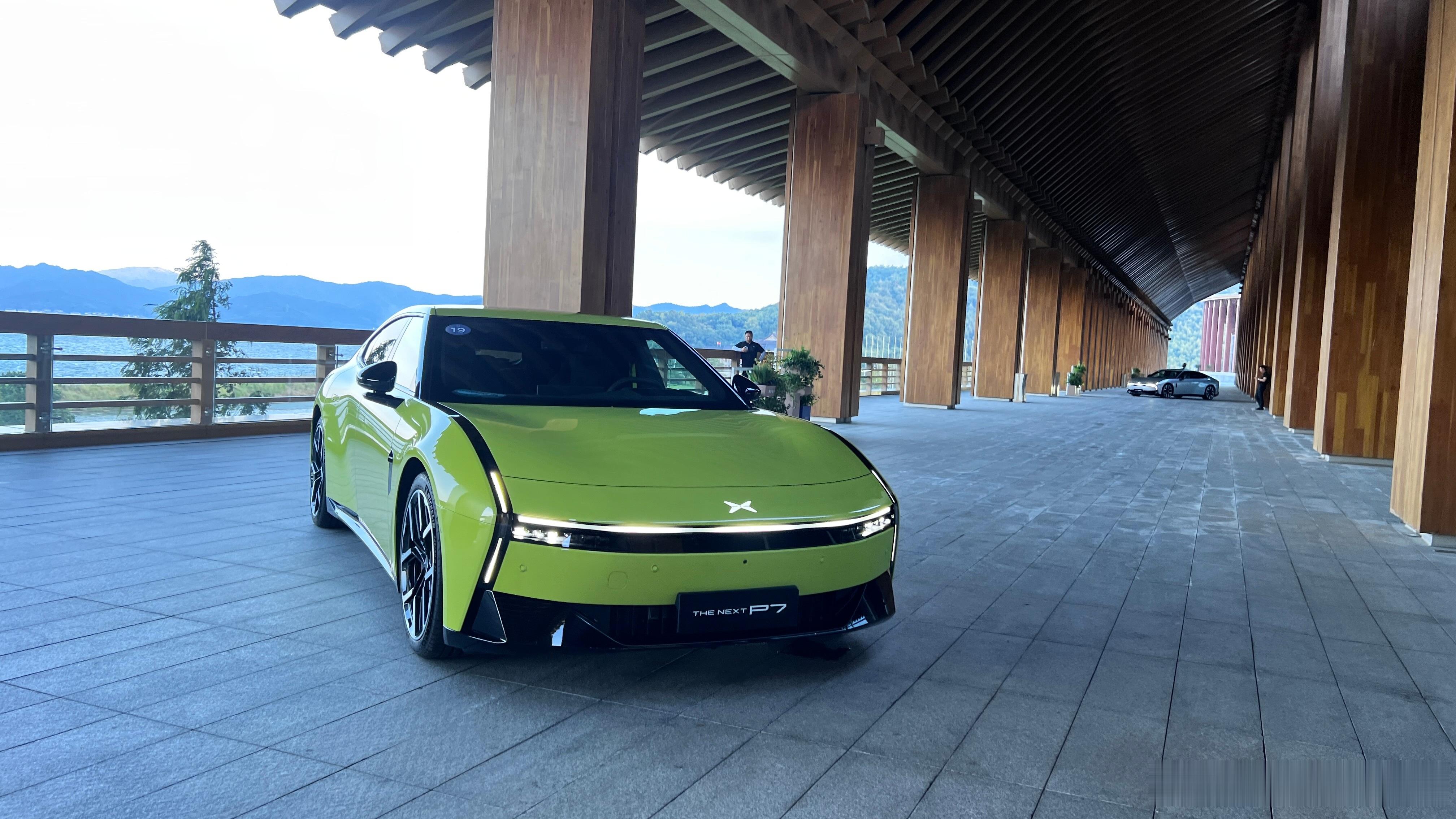 全新小鹏P7，这个感觉，太对了全新小鹏p7 开全新小鹏P7会上瘾 ​​​