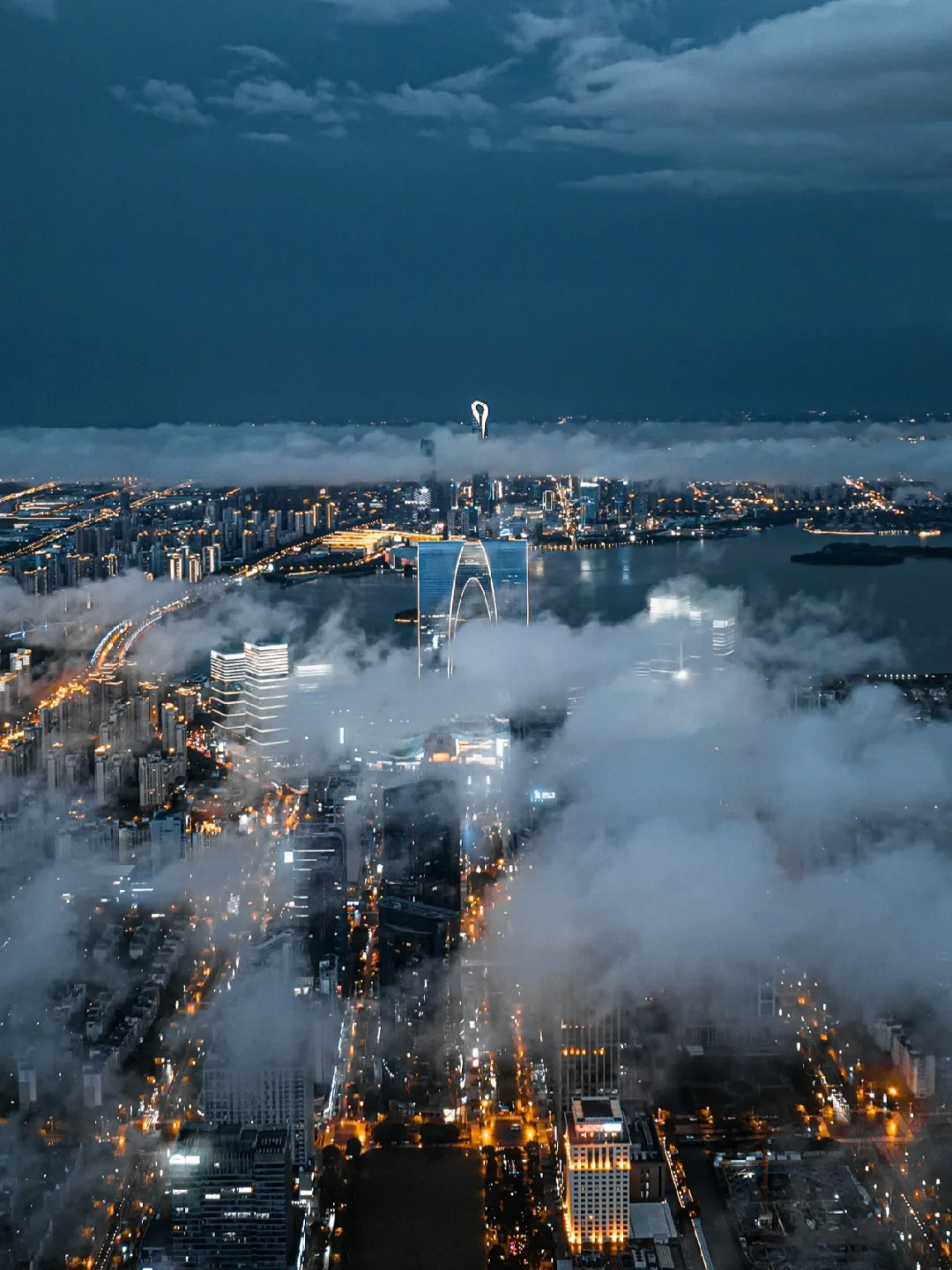 想要一个全是暴雨后苏州美景的评论区