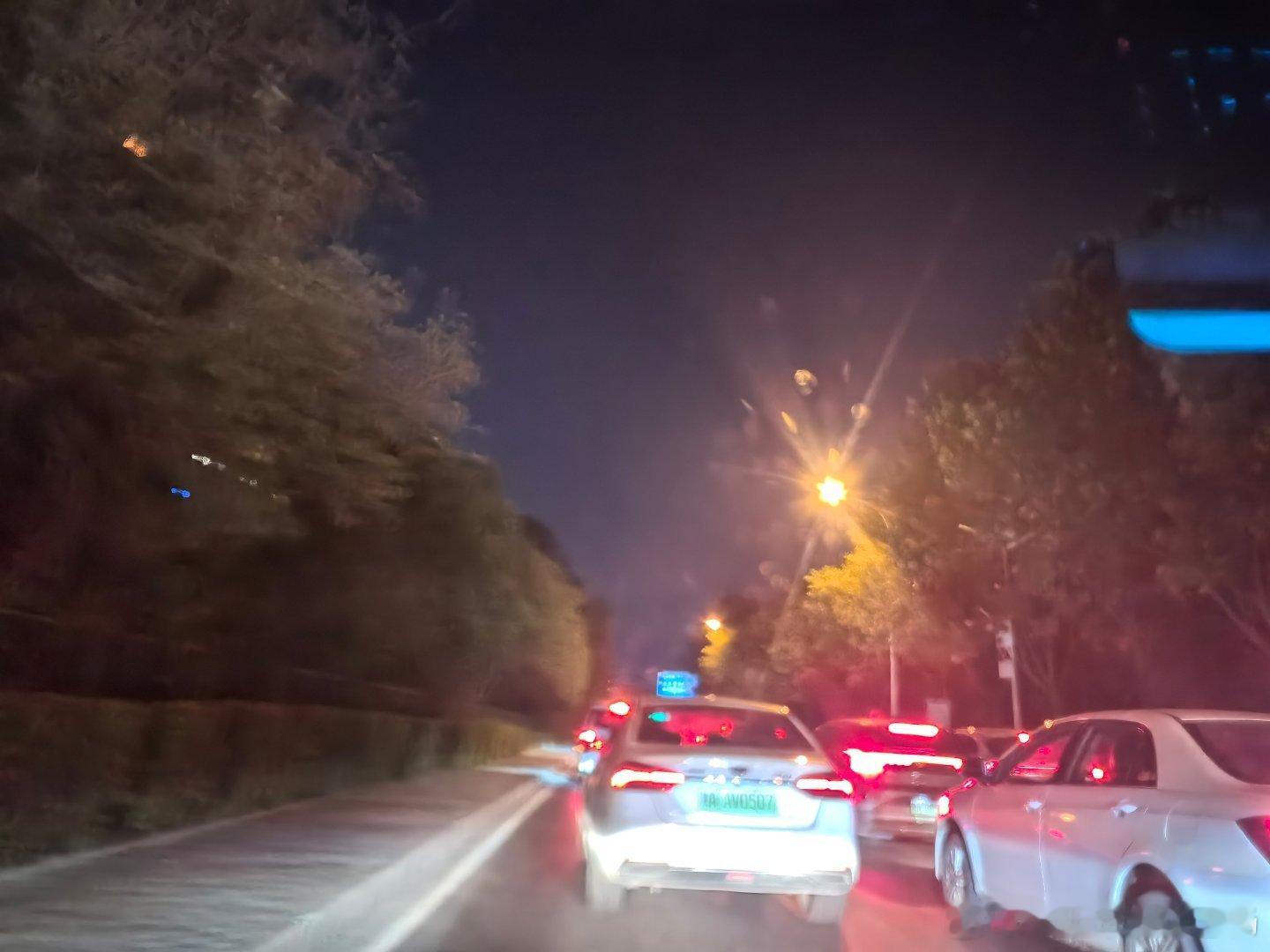 这地方没有不堵的时候二手车参谋老杨二手车参谋老杨[超话]  ​​​