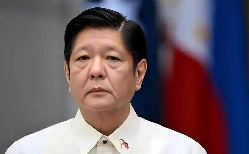 出身华人许寰哥家族的特奥多罗，连自己祖宗都不认了，中国对菲律宾国防部长特奥多罗实