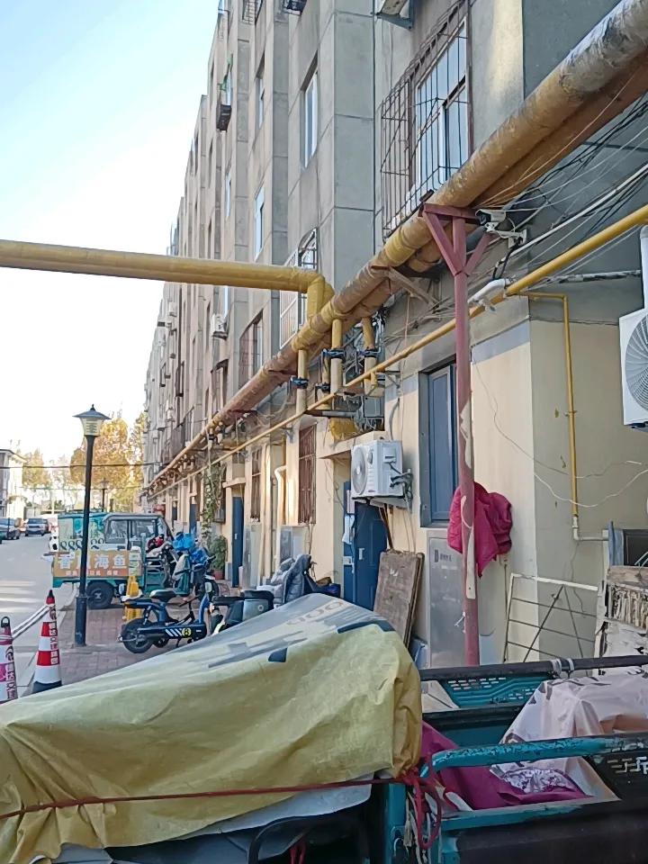 这个楼居然有10个单元，试问整个德州市有多少个有10个单元的楼？