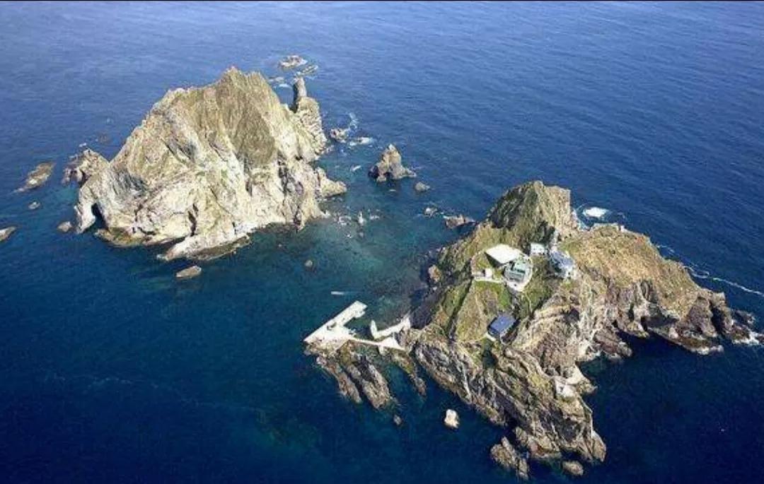 韩国是一个相当于没有独立主权国家，受美国保护，也受美国裹挟，受美日同盟美韩同盟捆