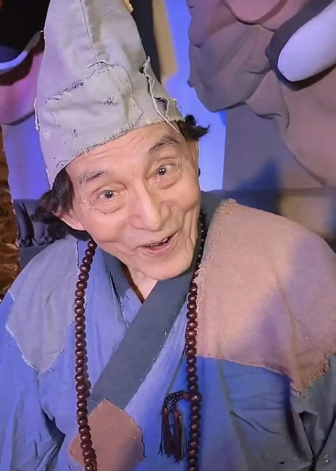 济公游本昌今早离世！一生散尽家产，遗产安排曝光

中国国家话剧院一级演员游本昌，
