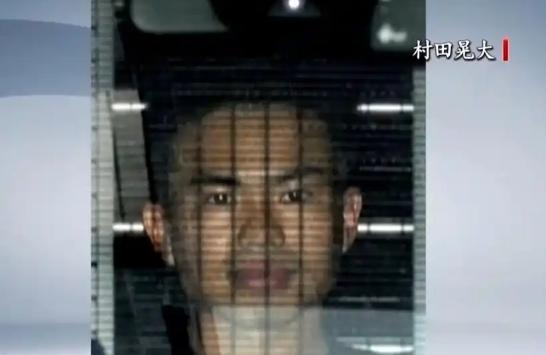 拖了整整 4 个月，日本终于对持刀强闯中国驻日大使馆的涉案人员提起公诉。

巧的