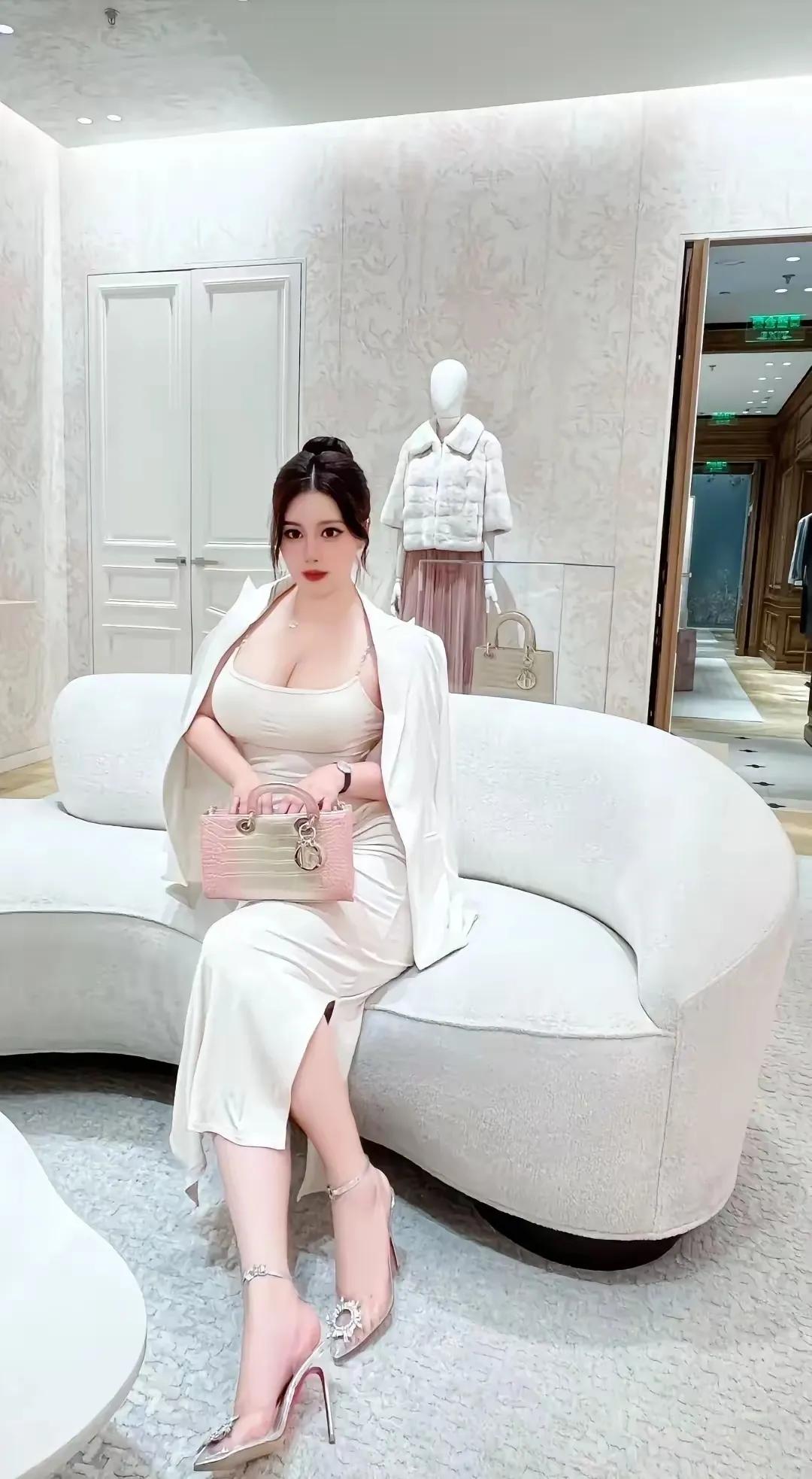 丰乳肥臀，旺夫女人