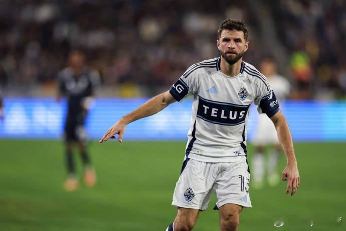 捕鼠从欧洲到北美洲   1战胜圣地亚哥，本周末将与迈阿密国际展开总决赛的较量！而