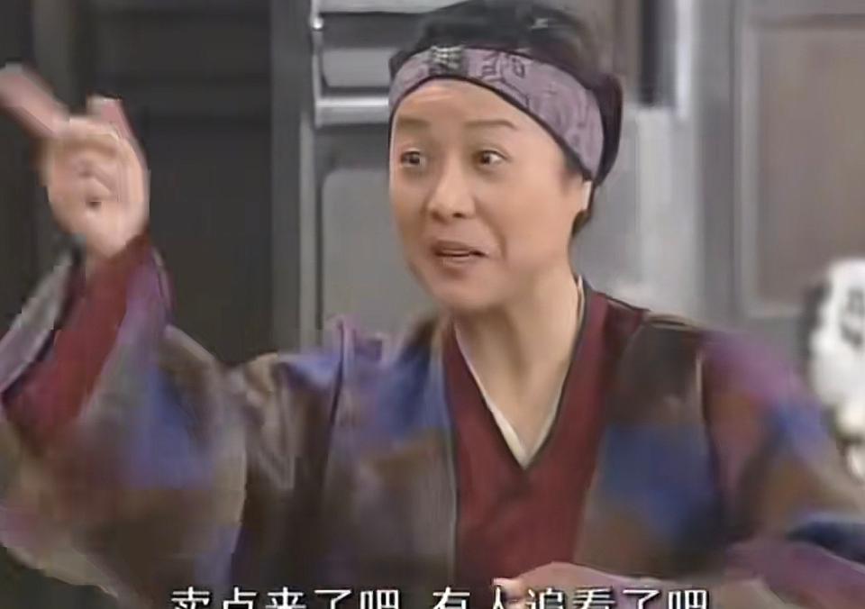 北大毕业男子仅送外卖一天其实成功起号的案例不少了只不过北大清华名头太响，玩脱了。