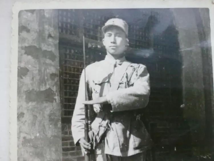 1939年，23岁八路军政委王凤鸣，凭一份名单杀害300名战友，罗荣桓赶来后他被