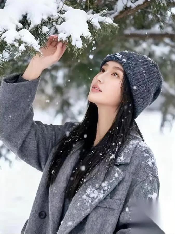 “我嫁的不是老公，是刚好。”

一句话，把婚姻扒得精光。

别急着哭，先照照镜子