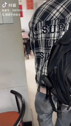 “这就是缘分！”5月2日消息，辽宁一女子趁假期带着男友偷偷从苏州回老家，想给父母