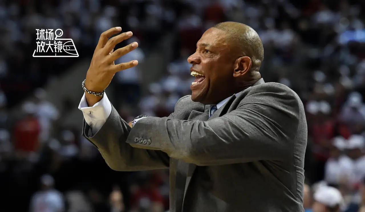 里弗斯上任最需要解决雄鹿的俩个问题第一，雄鹿的防守问题，雄鹿在交易利拉德的时候，