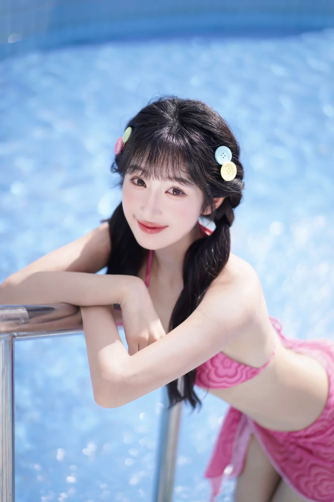 存一些夏日泳池拍照姿势🧊