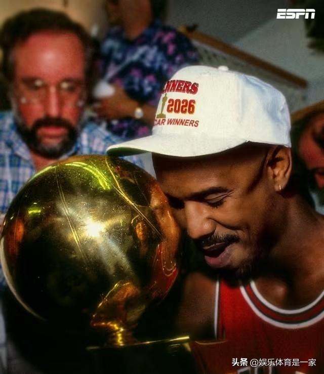 影帝+NBA老熟人！迈克尔-B-乔丹获奥斯卡，曾饰演科比，与乔丹同名成趣闻

北