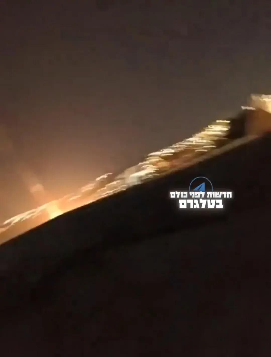 以色列icon地面防空系统为了拦截一枚伊朗icon高超声速导弹，拼了命向天上发射