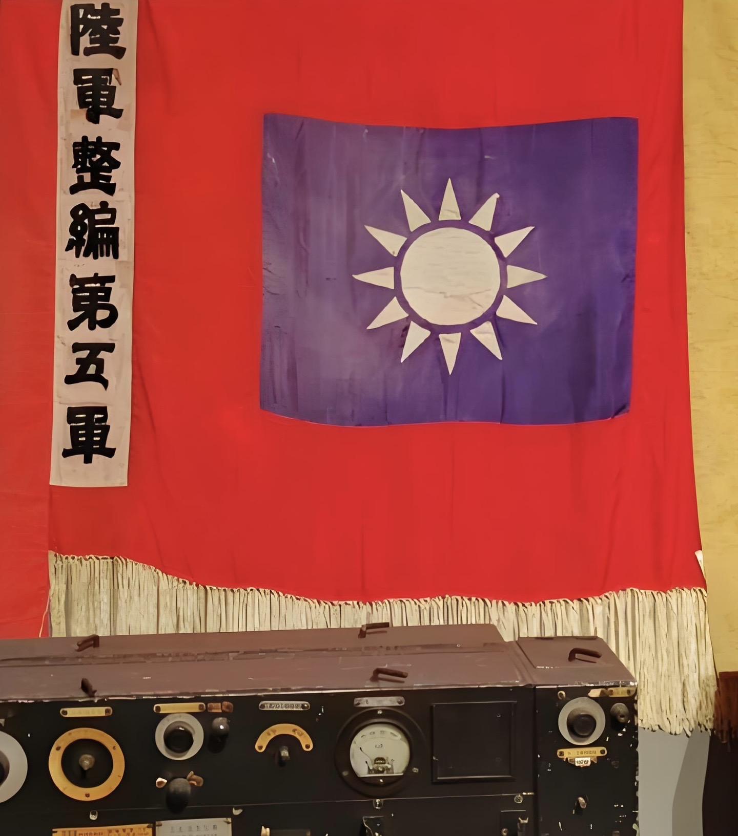 上一期重点介绍了抗日铁军74军，这一期简单介绍一下铁马雄狮第五军杜聿明