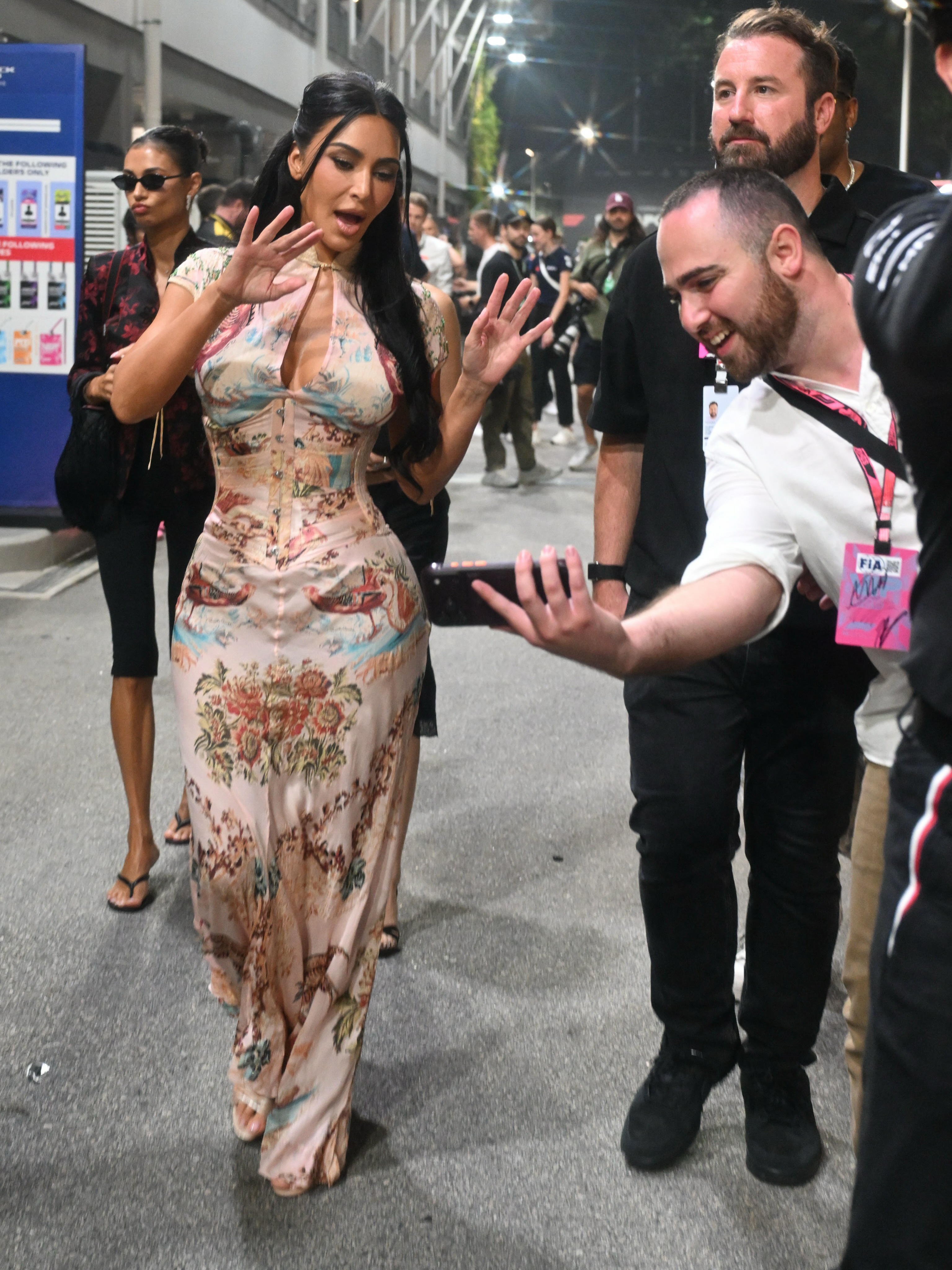 Kim Kardashian 金卡戴珊和谷爱凌同框(F1新加坡大奖赛) ​​​
