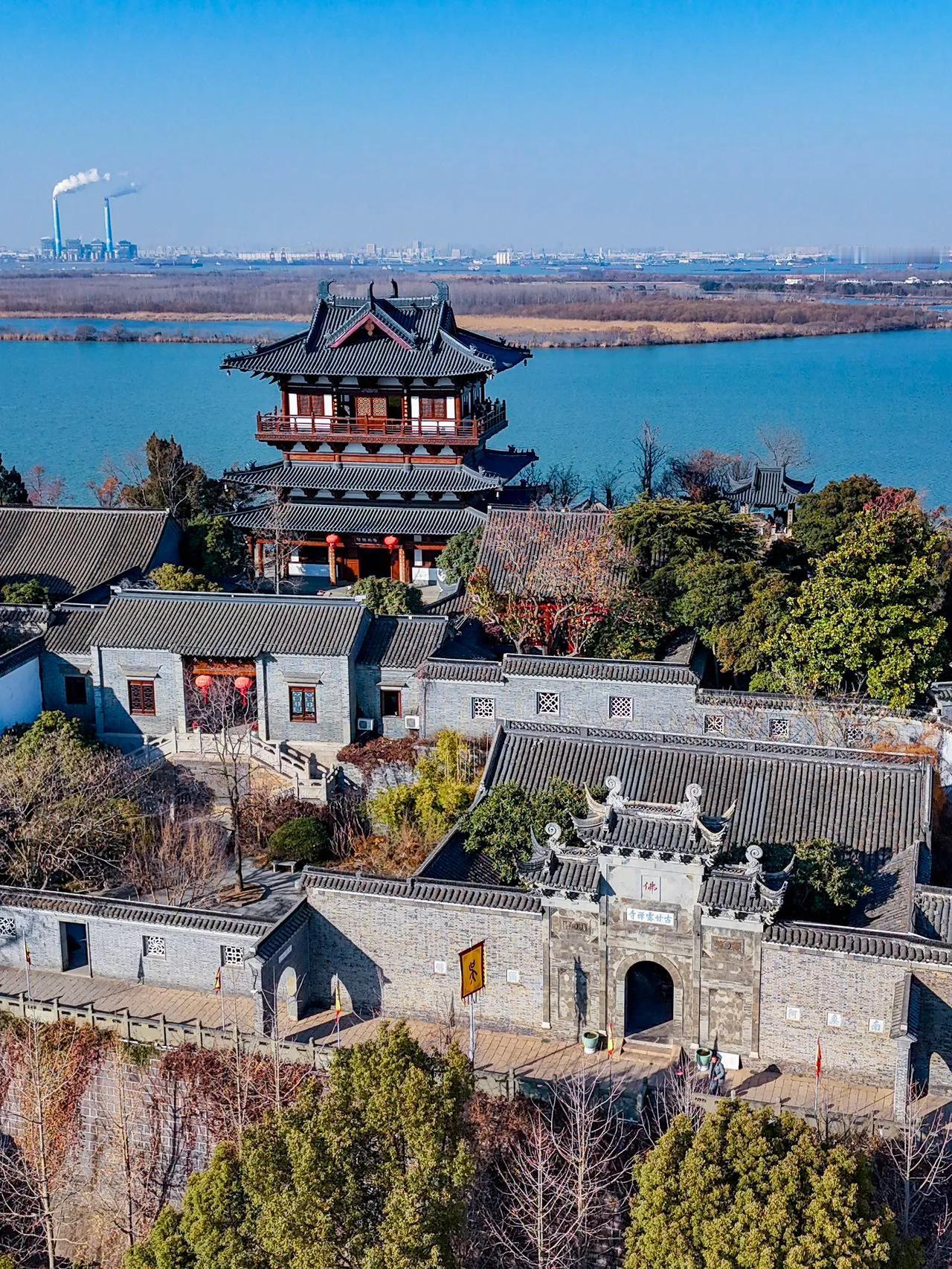 新年上山祈福去｜山里跑一跑快乐不会少⛰

新的一年从登顶镇江四座名山开始！
岁末