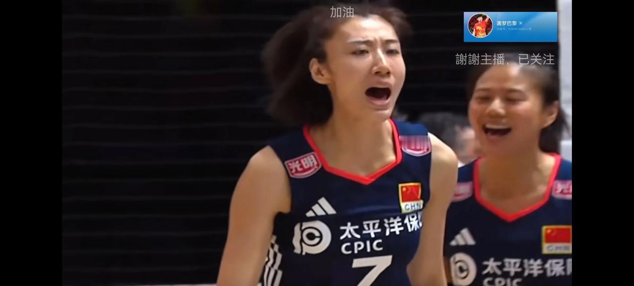 龚翔宇伤退，女排1:3不敌波兰，五局比分分别为:
22:25，25:20，19: