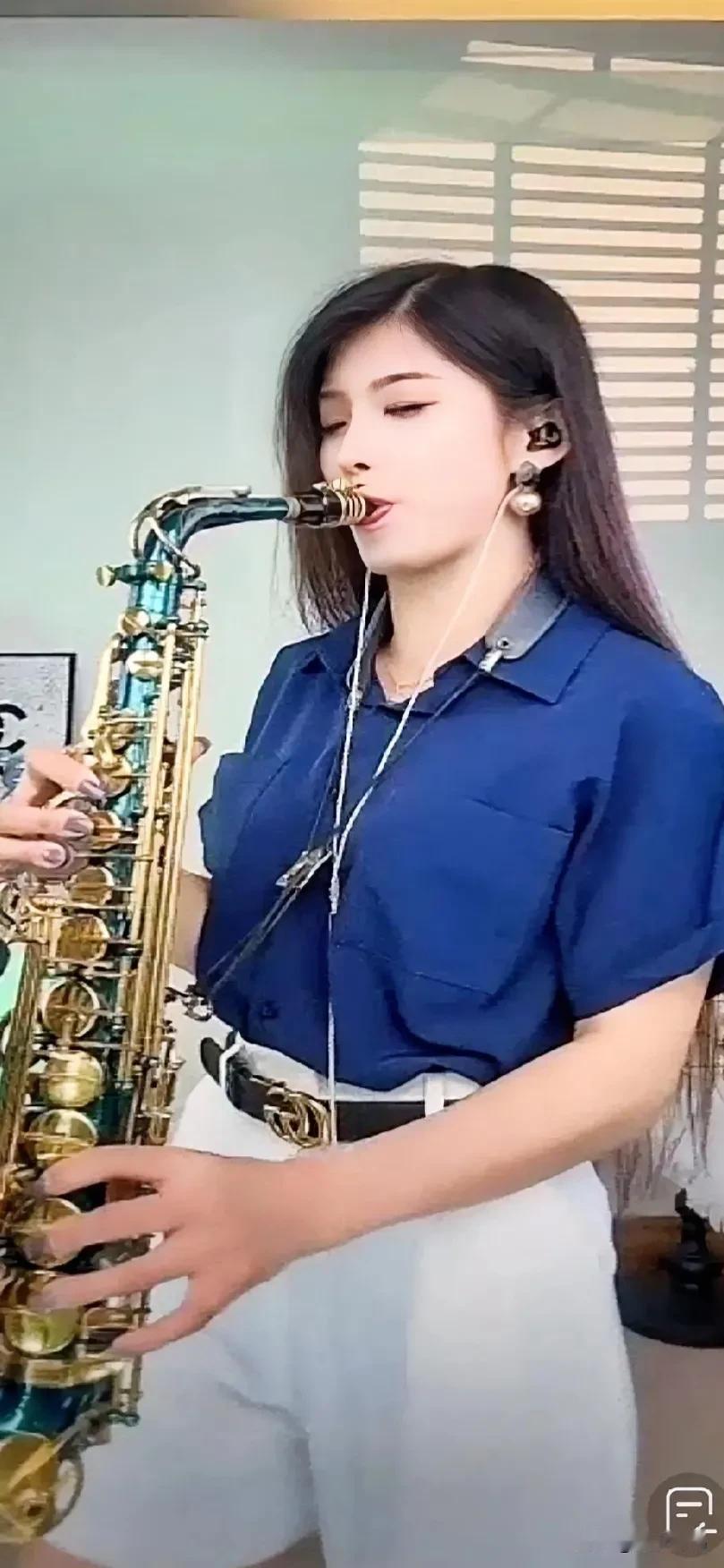 kS平台转战抖音的网红
  剧本主播在kS平台野蛮生长，导致一大批优秀的才艺主播