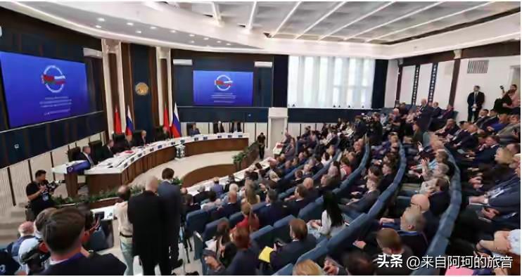 白俄罗斯和俄罗斯刚通过一份声明，认定卫国战争期间苏联人民遭遇的就是种族灭绝。德国