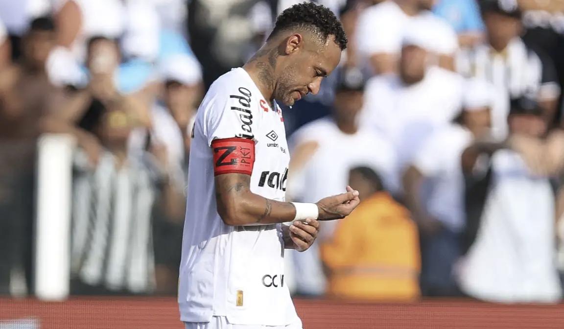 离谱！内马尔又搞事,球队让他休息，他却通宵玩扑克！国家队还招不招他？
最近，34