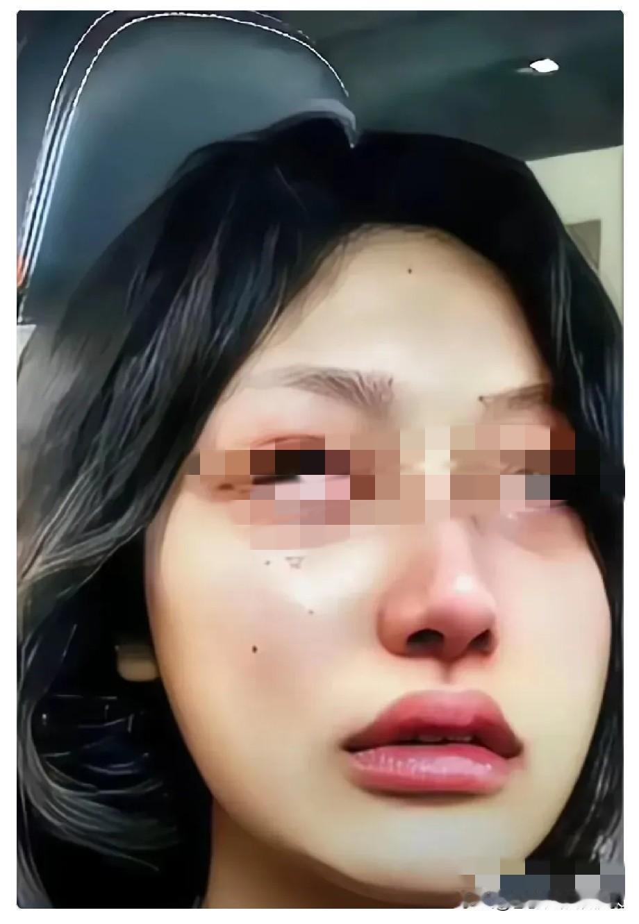 河南一桩接亲闹剧，看完让人唏嘘。
接亲车到女方门口，鞭炮都响了，女方却临时加码“