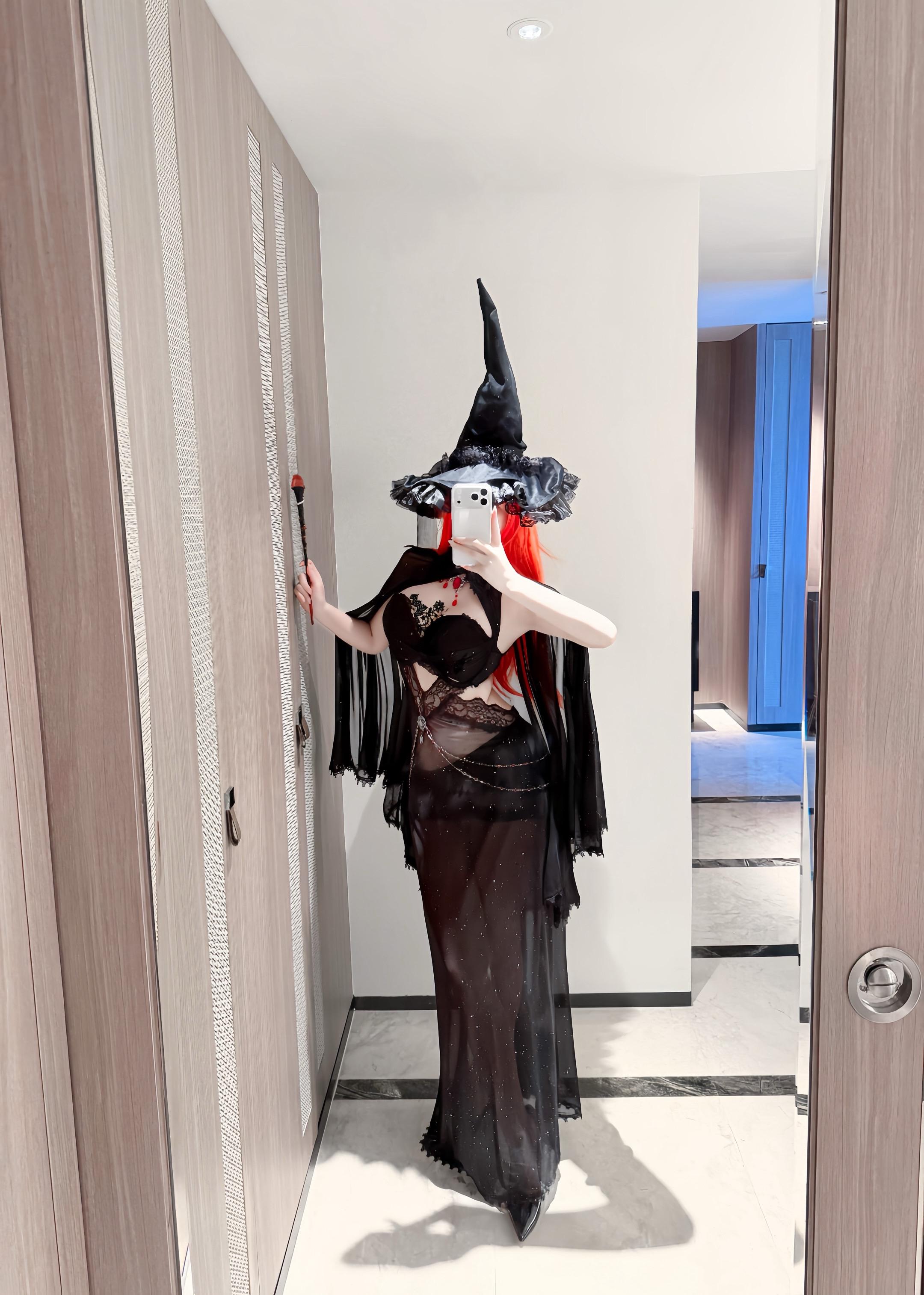 我问她为什么离开我 她说朵拉爱冒险