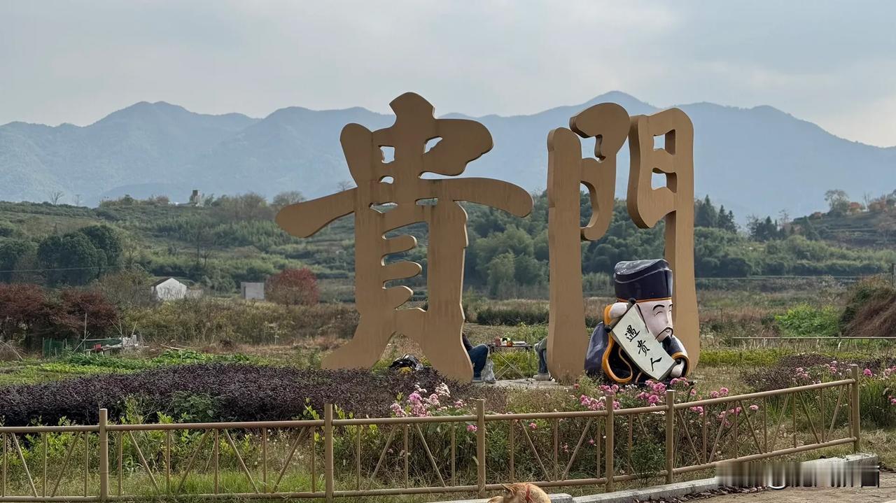 俄警告法英：支持乌袭俄将付出代价俄罗斯之所以使用的武器威力越来越大，，恰恰说明在