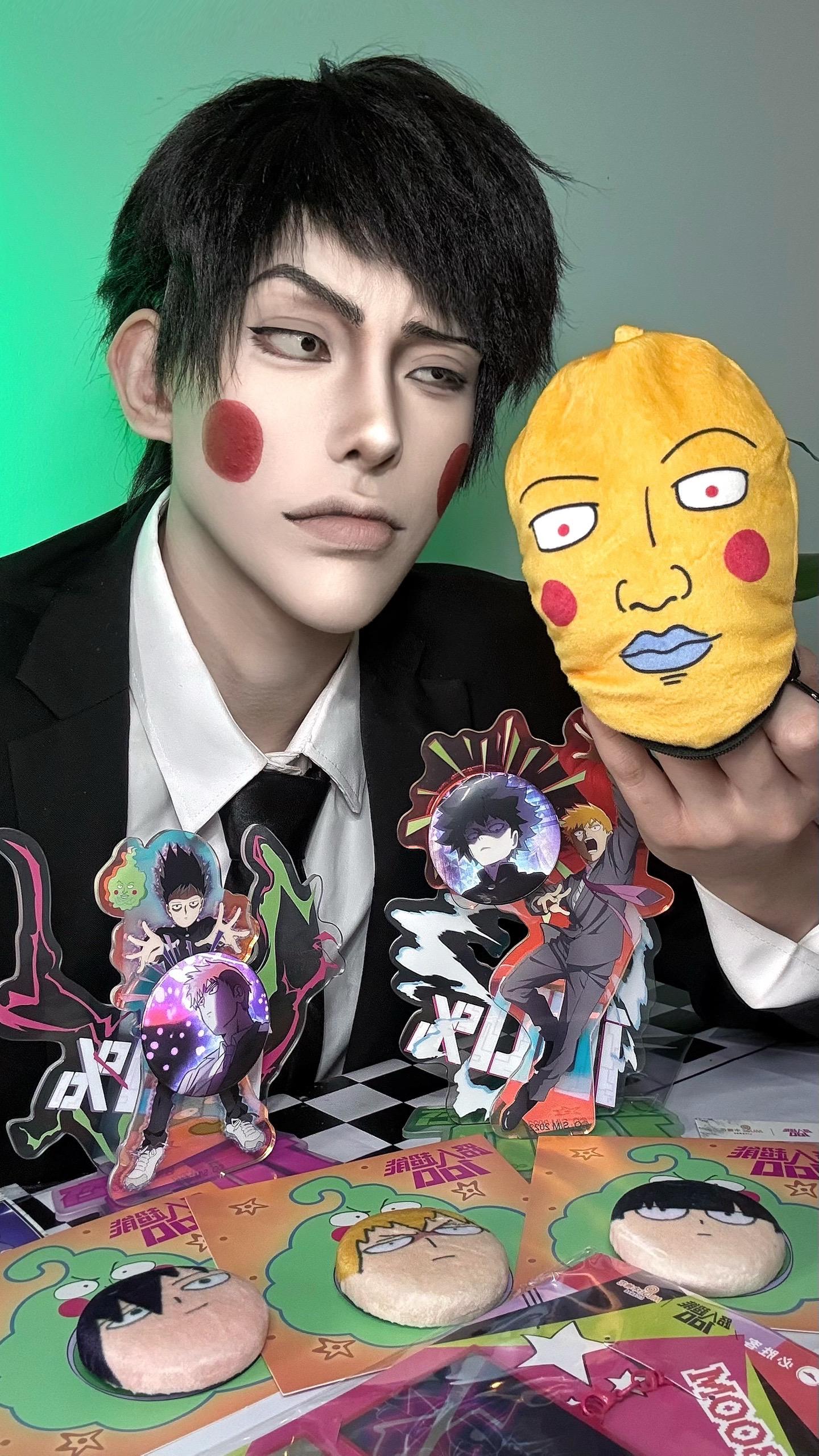 这玩意是本大爷吗？猜猜是谁先all in了联名谷嘻嘻嘻 全新无暇仅炫耀...