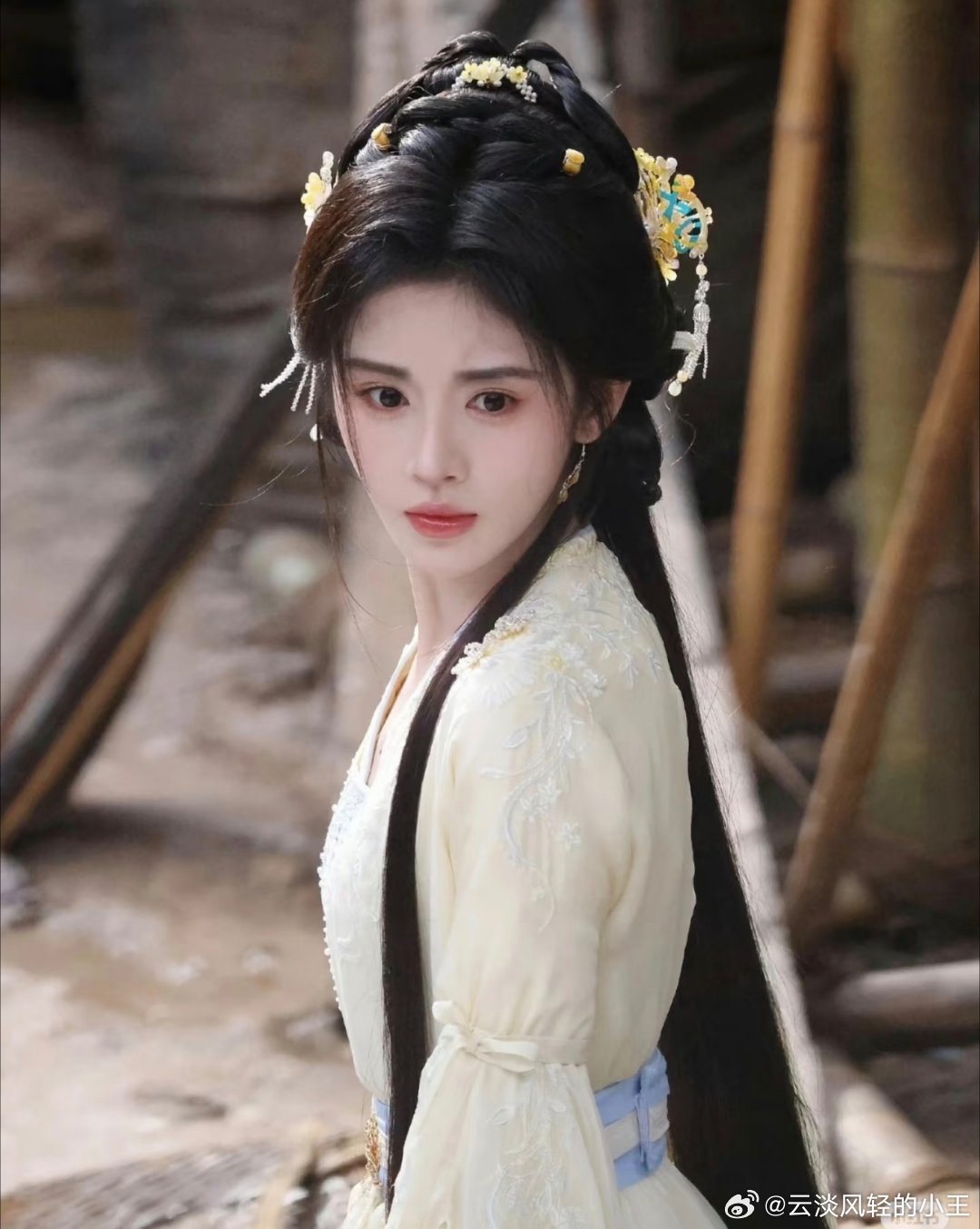 鞠婧祎修仙界最不内耗之人苦苦等待，鞠婧祎千香开播啦~今天狠狠一看👀，好好看哈哈