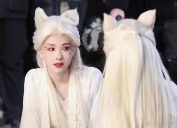 月鳞绮纪｜雾妄言，一世锋芒，皆是他人棋子世人皆称狐族大祭司雾妄言狠戾偏执、城府深