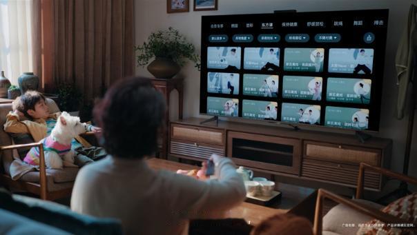 华为Vision智慧屏4无疑是高端电视！

它巧妙地将手机的便捷操作与大屏的震撼