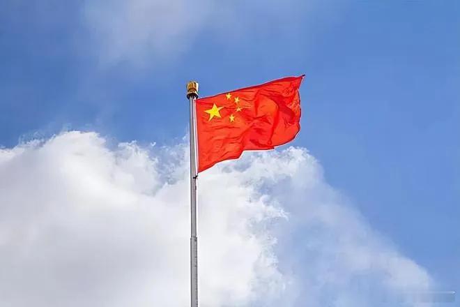 今天#七夕# 不知道向谁表白，“我爱你，中国🇨🇳” ​​​