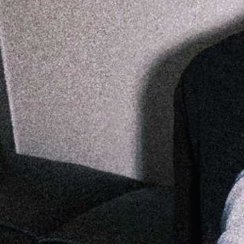 阳光信用善良是一盏心灯，照亮人们前进的脚步，善良是一片绿州，装点生命的诗行，善良