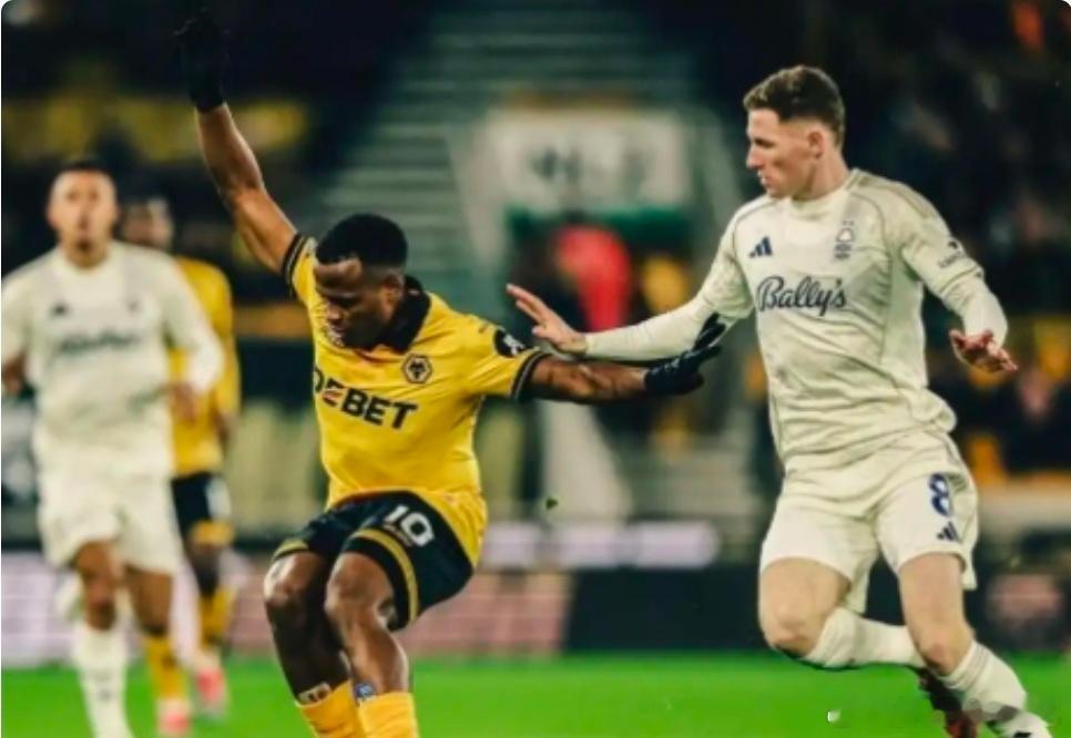 狼队英超开局连续14场不胜 球队降级几率很大英超联赛第14轮在北京时间今日凌晨进