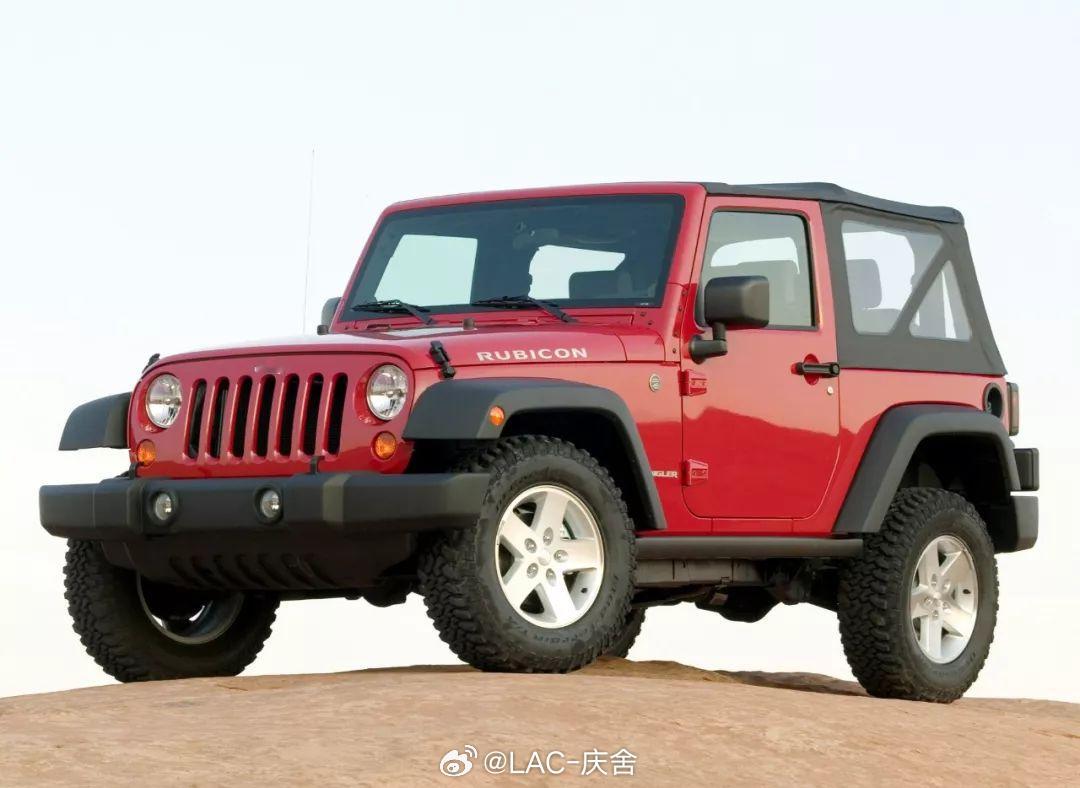 三门越野车一直是越野圈的经典情怀款，短轴紧凑、灵活好开；大家觉得哪款造型最协调？